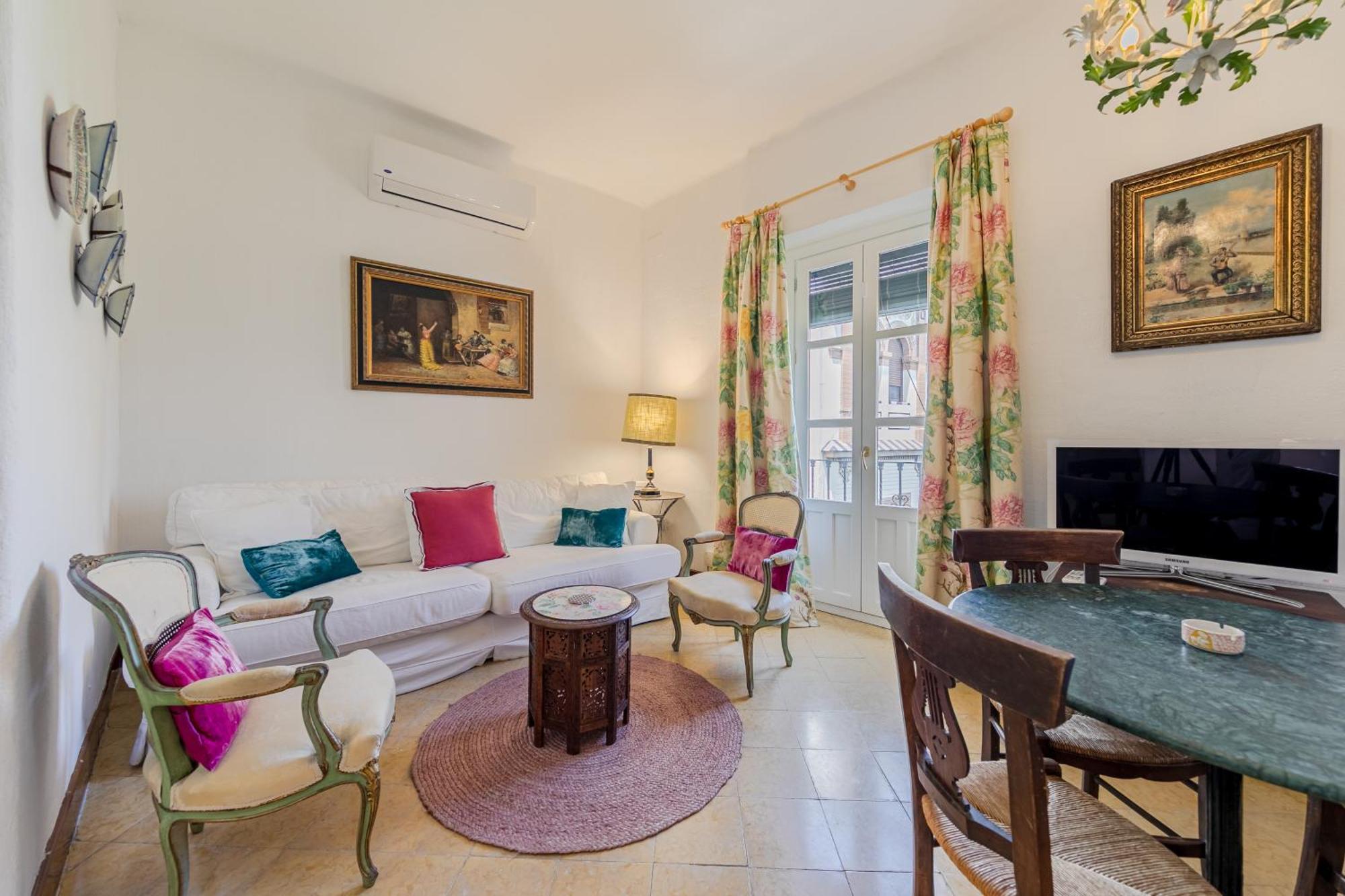 Plaza De Dona Elvira Alcazar Apartment *
