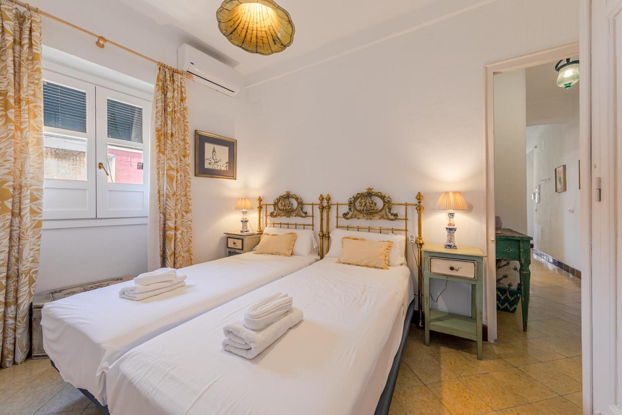 Plaza De Dona Elvira Alcazar Apartment *